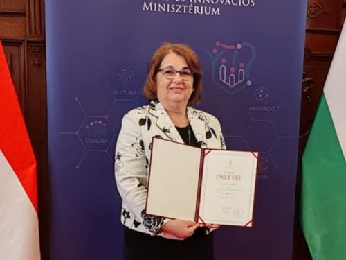 Laukó Emőke oklevelet vett át